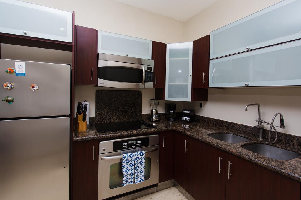 Apartamento Oceanfront el Faro Surf 302 Playa del Carmen Exterior foto