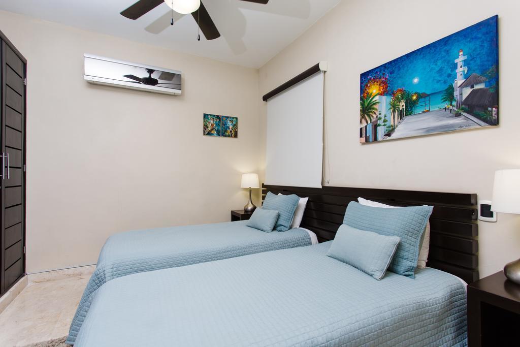 Apartamento Oceanfront el Faro Surf 302 Playa del Carmen Exterior foto