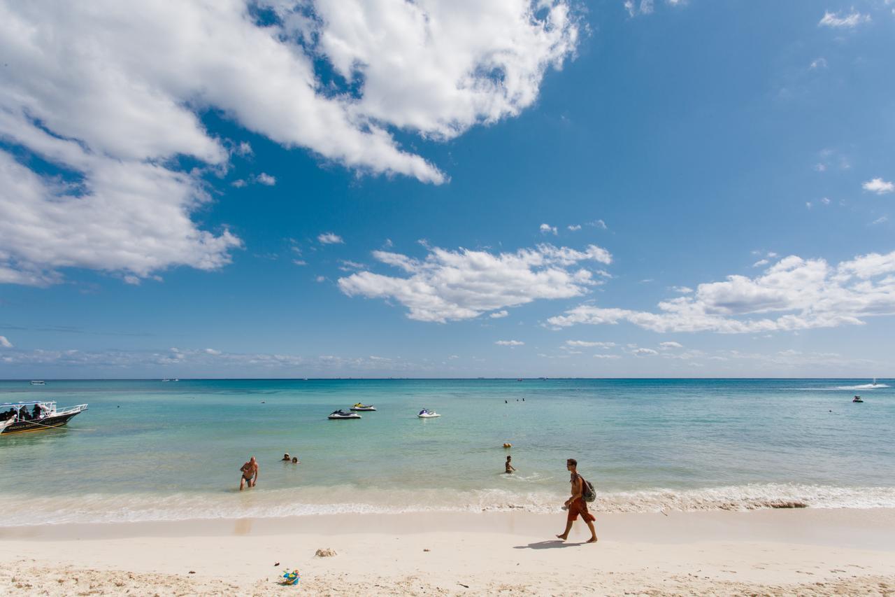Apartamento Oceanfront el Faro Surf 302 Playa del Carmen Exterior foto